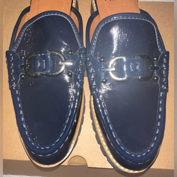 Donald Pliner Women's Elta Navy-Crinkle Patent Slip On Loafers - Sz 7.5 - NWOB